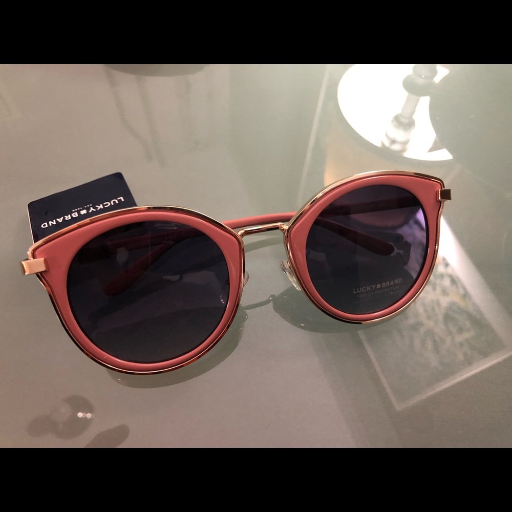 NWT Lucky Brand Sunglasses